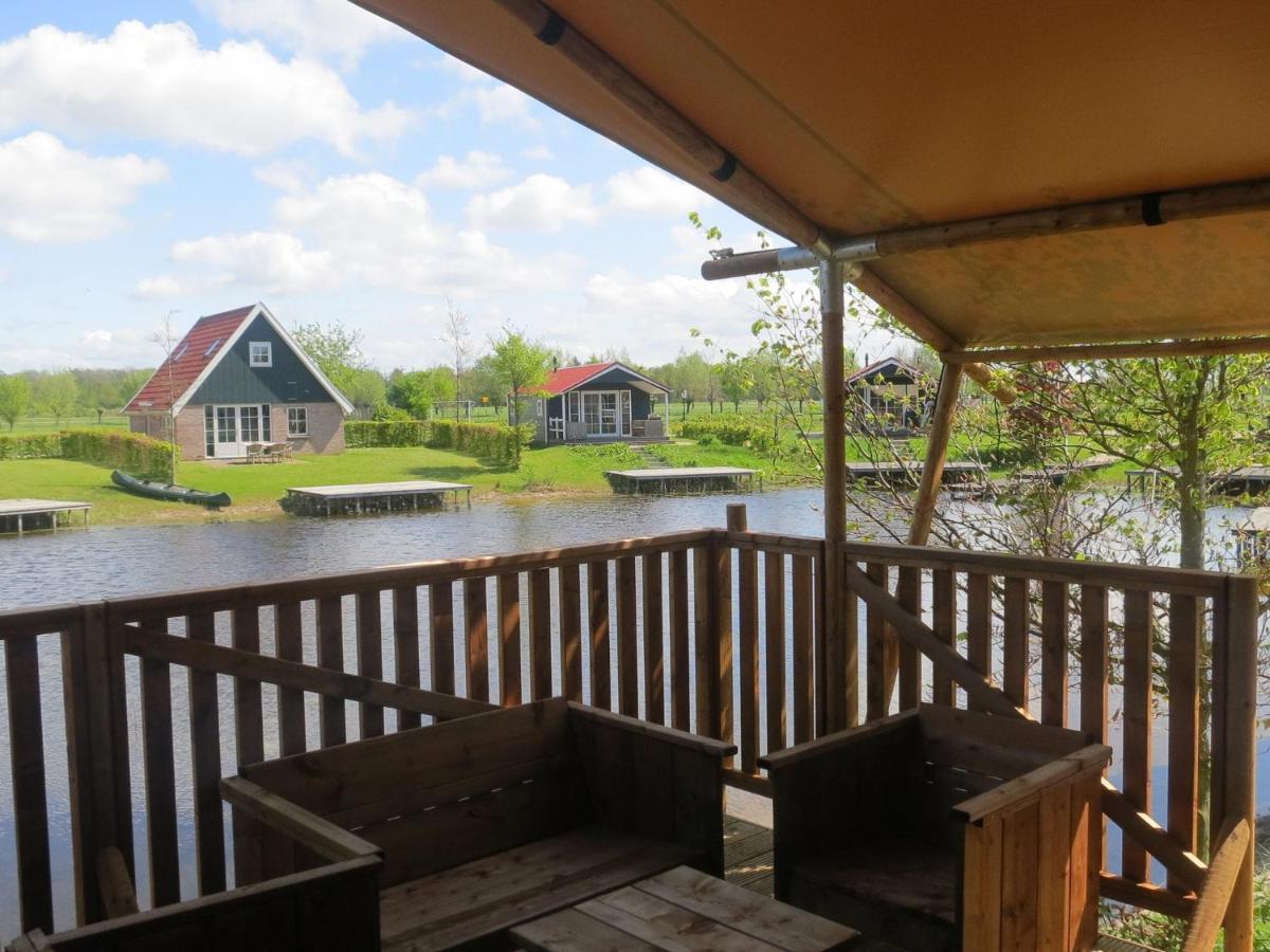 Combined Tents With Kitchen And Bathroom Located Near A Pond Bant Exterior photo